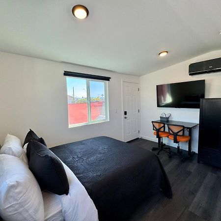 Your Downtown Cozy Studio With Backyard Unit C Фінікс Екстер'єр фото
